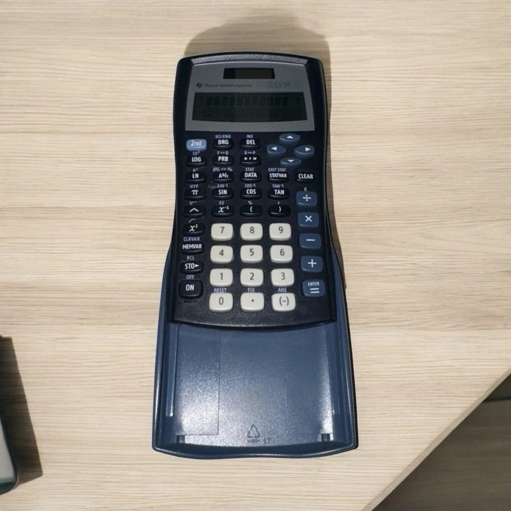 Texas Instruments TI-30X IIS Scientific Calculator Solar‎ Powered TESTED/WORKS